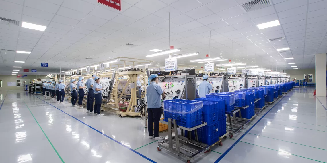 Đầu cos, hộp giắc, dây kết nối,…